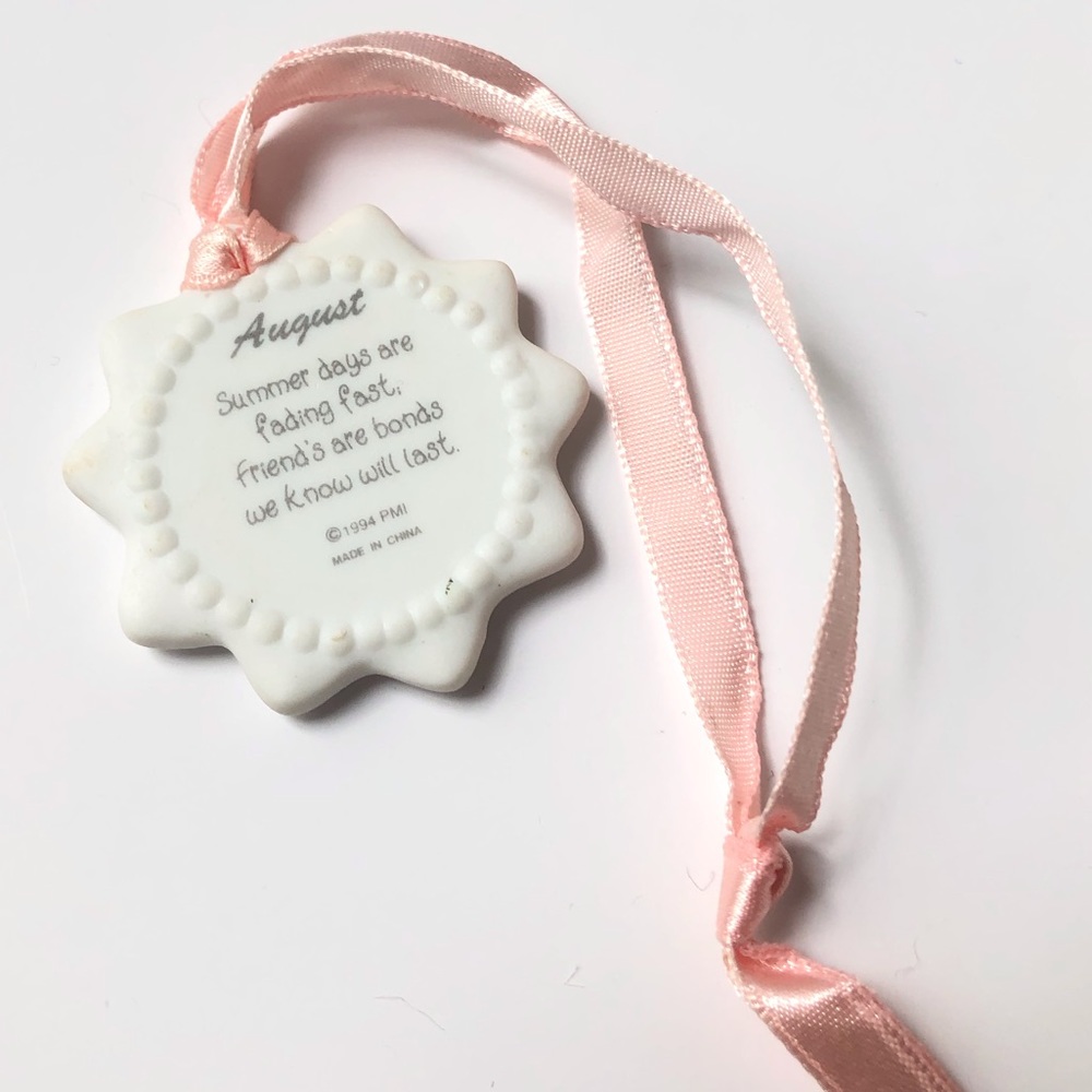 Precious Moments *August* Music Box and “August’ Disk - Picture 5 of 7